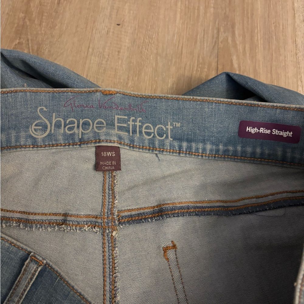 Gloria Vanderbilt Classic Blue Women's Jeans - Picture 4 of 7